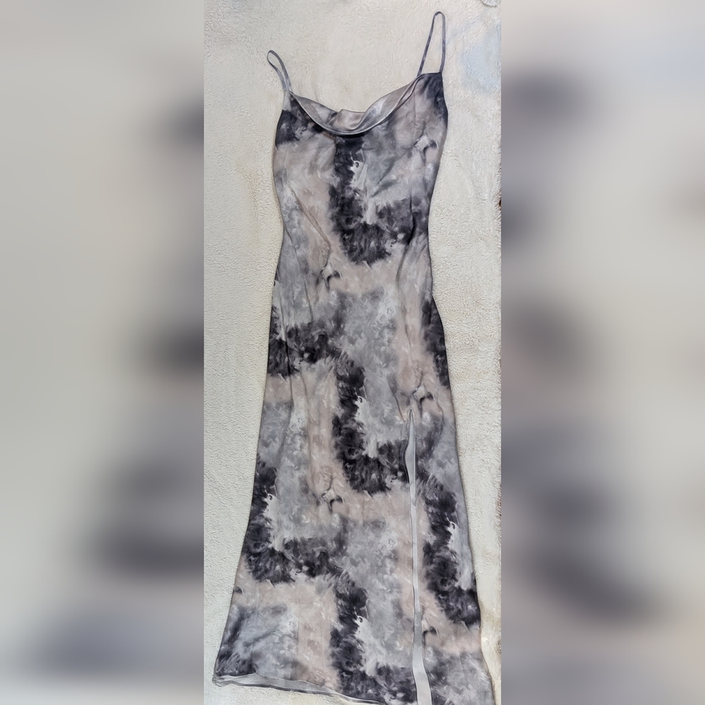 superdown Revolver Krystal Slit Gray Maxi Dress - Picture 2 of 15